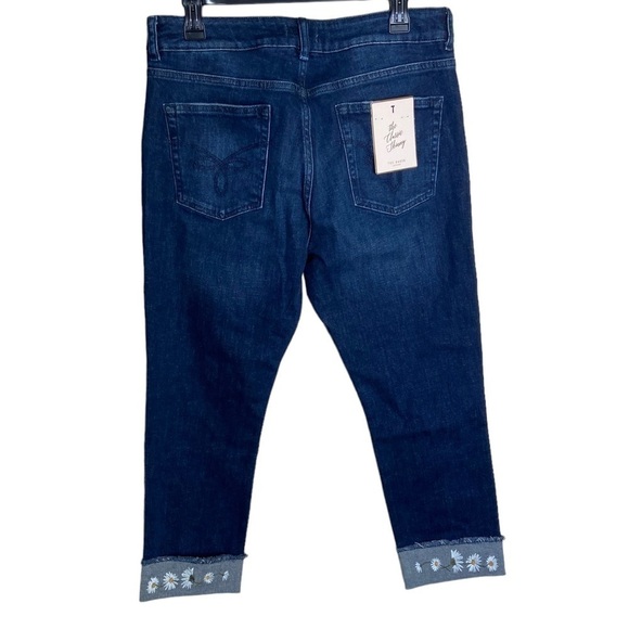NWT Ted Baker Pralina Embroidered Raw Hem Cotton Stretch Jeans Dark Blue Size 32 - Picture 3 of 6